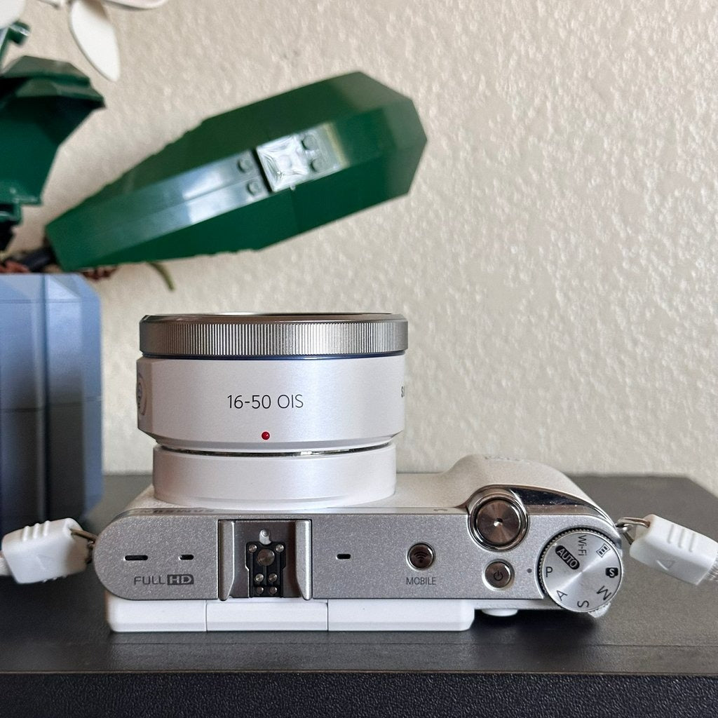Samsung Nx3000 Mirrorless Digital Camera With 16 50Mm Lens White 20 3Mp Vlog Rk