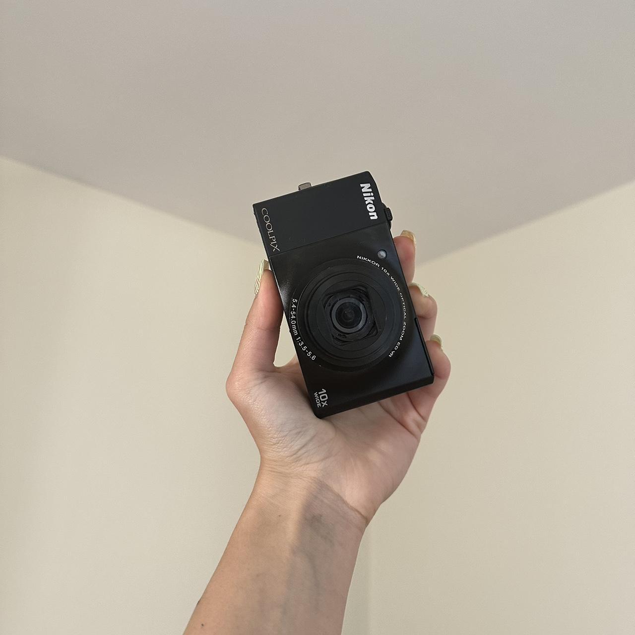 Nikon Coolpix S8000 in Matte Black Camera