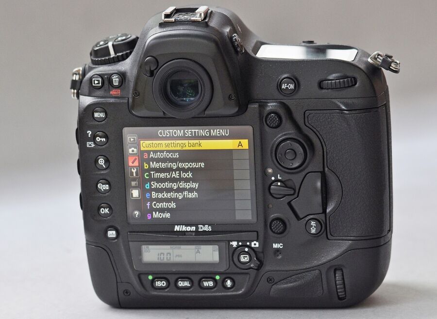 Nikon D4S 16.2Mp Digital Slr Camera Body