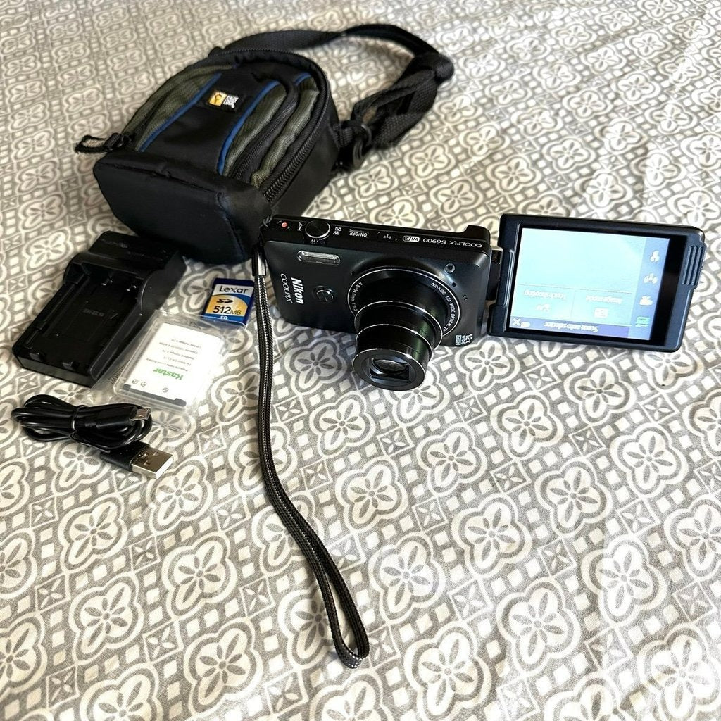 Nikon Coolpix S6900 Black 16 0Mp 12X Zoom Wifi Digital Camera Great Condition Ft
