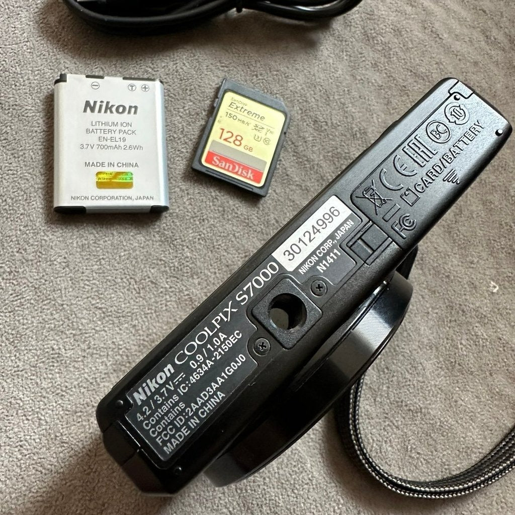 Nikon Coolpix S7000 16 Mp Compact Digital Camera Black Cx