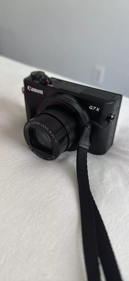Canon G7X Mark II