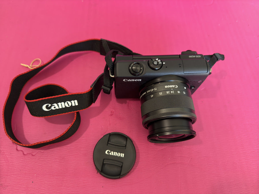 Canon Eos M200 Compact Mirrorless 4K Digital Camera W/Ef-M 15-45Mm Lens - Black