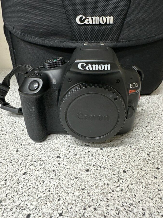 Canon Eos Rebel T6 Camera & 18-55Mm Lens & 75-300 Lens + Bag (E14001913)