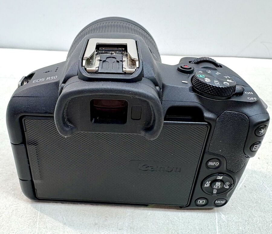 Canon Eos R50 With 24-105Mm Lens